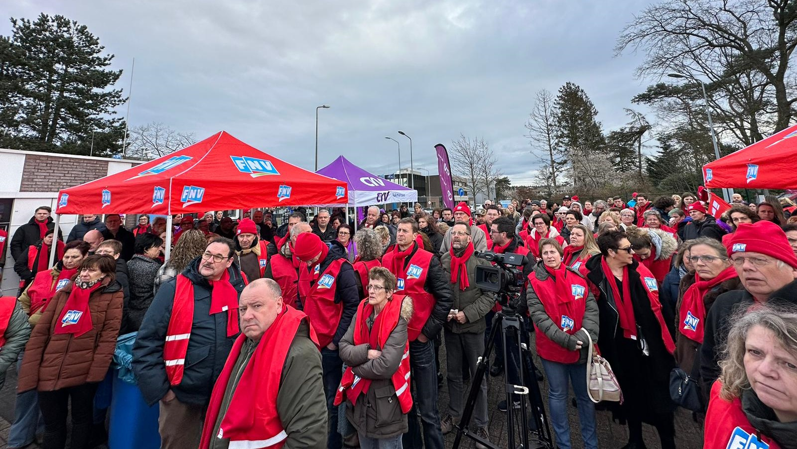 Veel Deelnemers Bij Staking Fokker Elmo In Hoogerheide